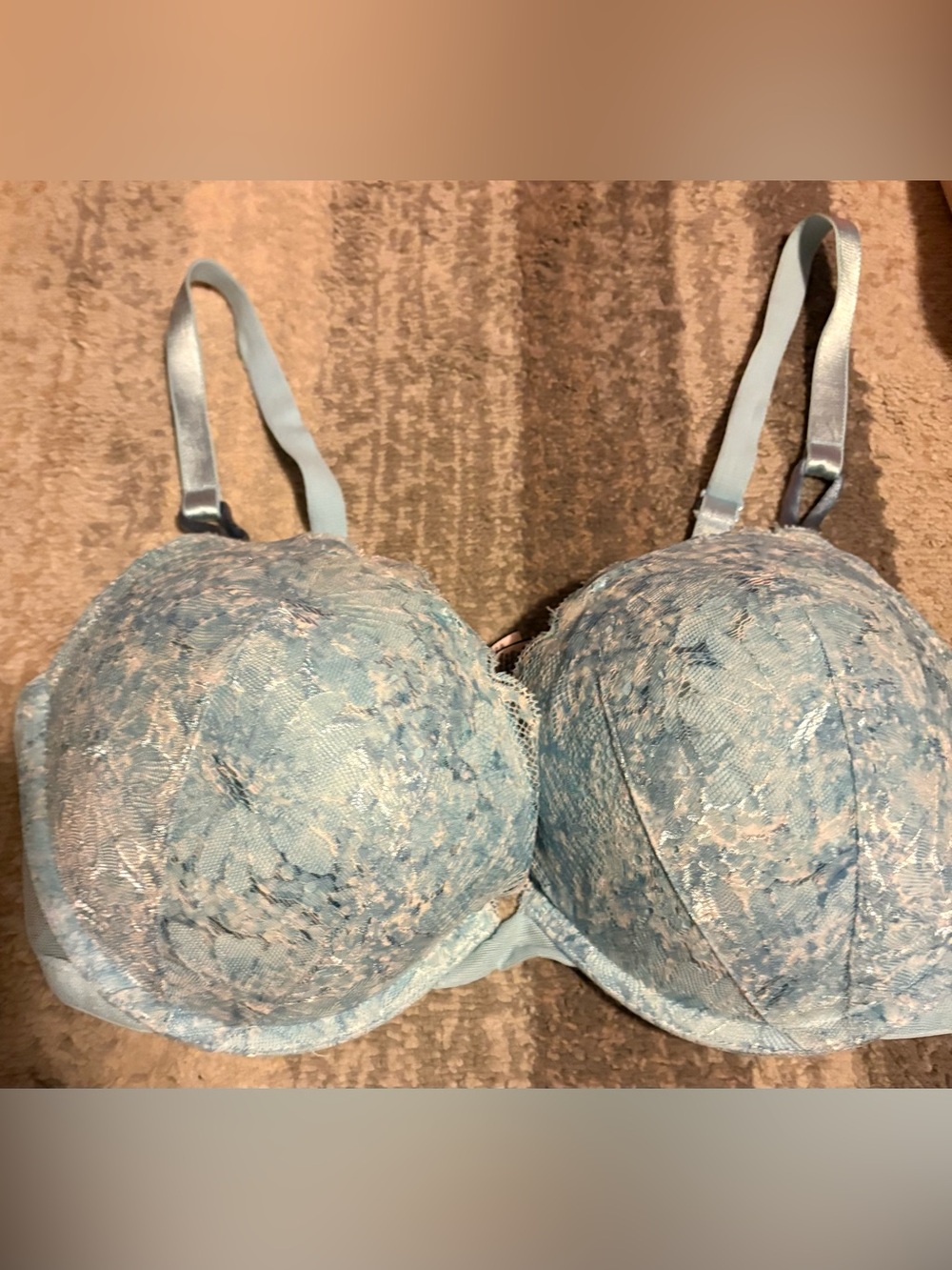 NWOT Victoria's Secret Light Blue Lace Push-Up Bra